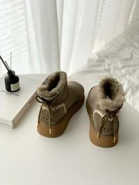 Picture of UGG Shoes Women _SKUfw147794555fw